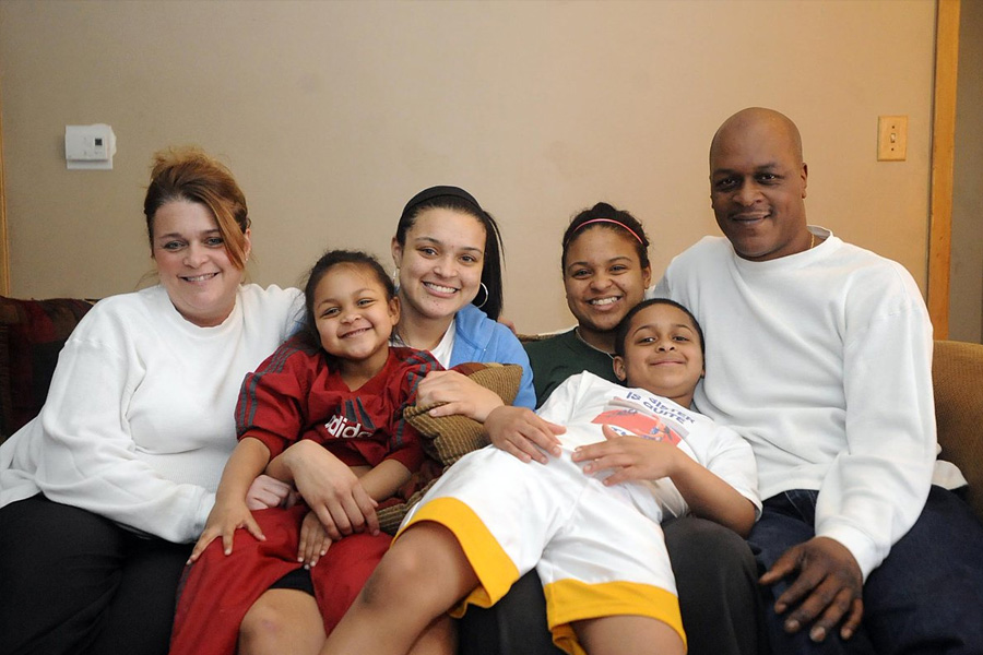 Luann Mcbride: A Private Mother in a Public Basketball Family 2 Luann Mcbride 1